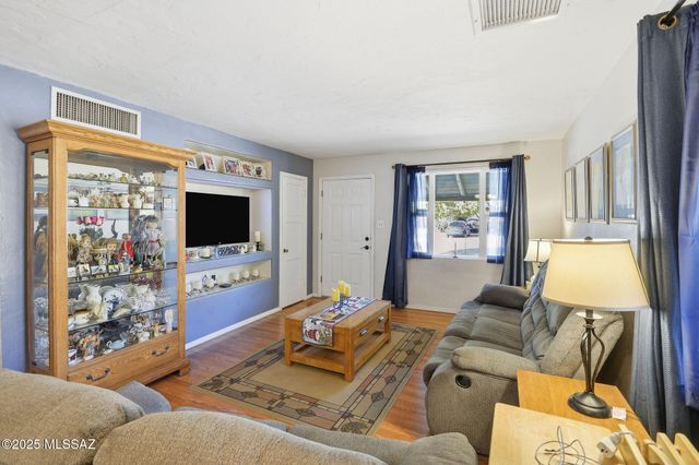 4766 E 17th Street, Tucson, AZ 85711