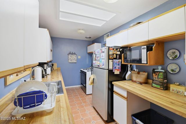 4766 E 17th Street, Tucson, AZ 85711