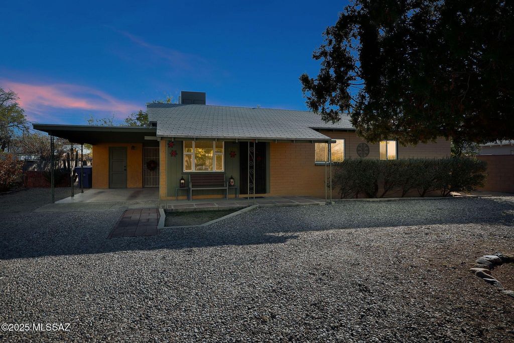 4766 E 17th Street, Tucson, AZ 85711