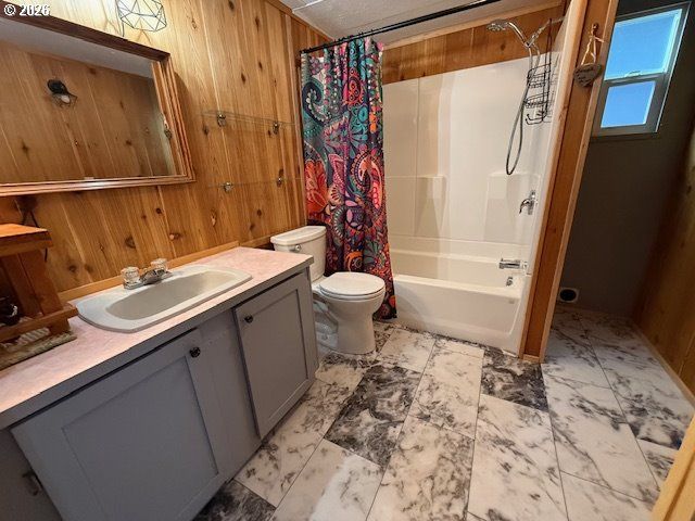 1600 RHODODENDRON Dr 155, Florence, OR 97439