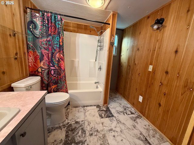 1600 RHODODENDRON Dr 155, Florence, OR 97439