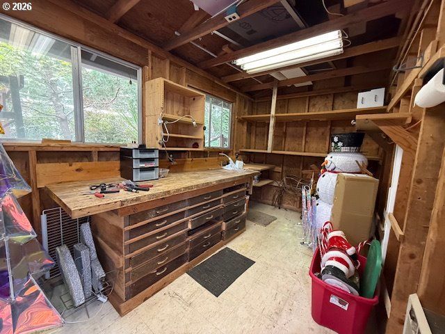 1600 RHODODENDRON Dr 155, Florence, OR 97439