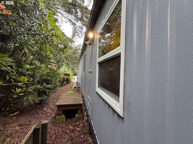 1600 RHODODENDRON Dr 155, Florence, OR 97439