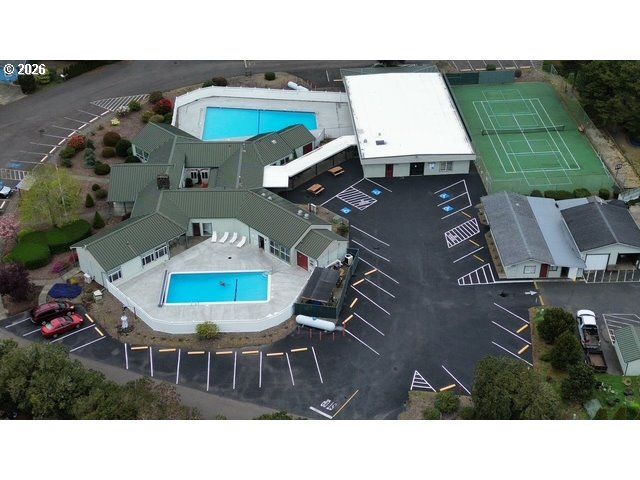 1600 RHODODENDRON Dr 155, Florence, OR 97439