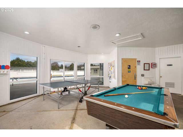 1600 RHODODENDRON Dr 155, Florence, OR 97439