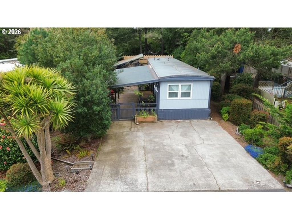 1600 RHODODENDRON Dr 155, Florence, OR 97439