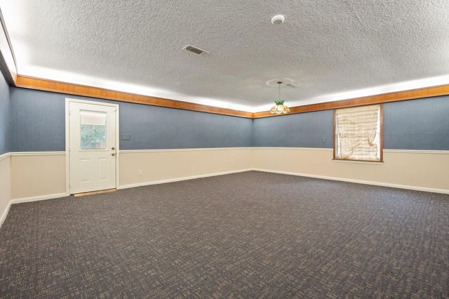 303 S Jackson Street, Alvin, TX 77511