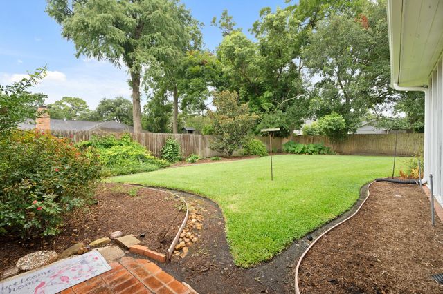 303 S Jackson Street, Alvin, TX 77511