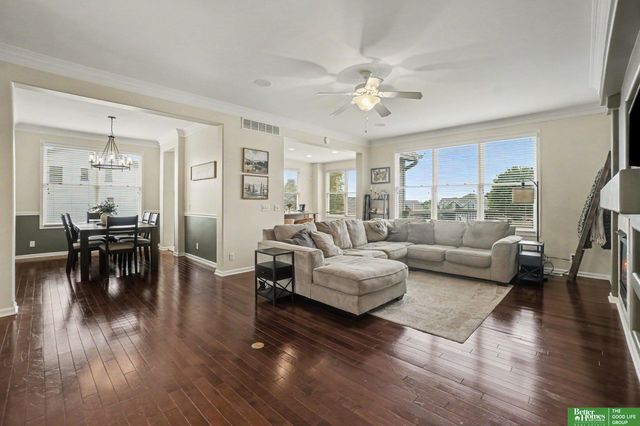 9510 S 26th Avenue, Bellevue, NE 68147