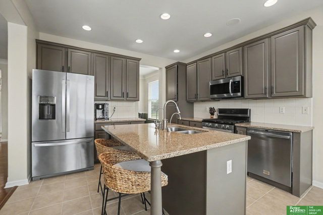9510 S 26th Avenue, Bellevue, NE 68147