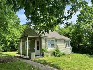 220 Corbin Street, Liberty, MO 64068