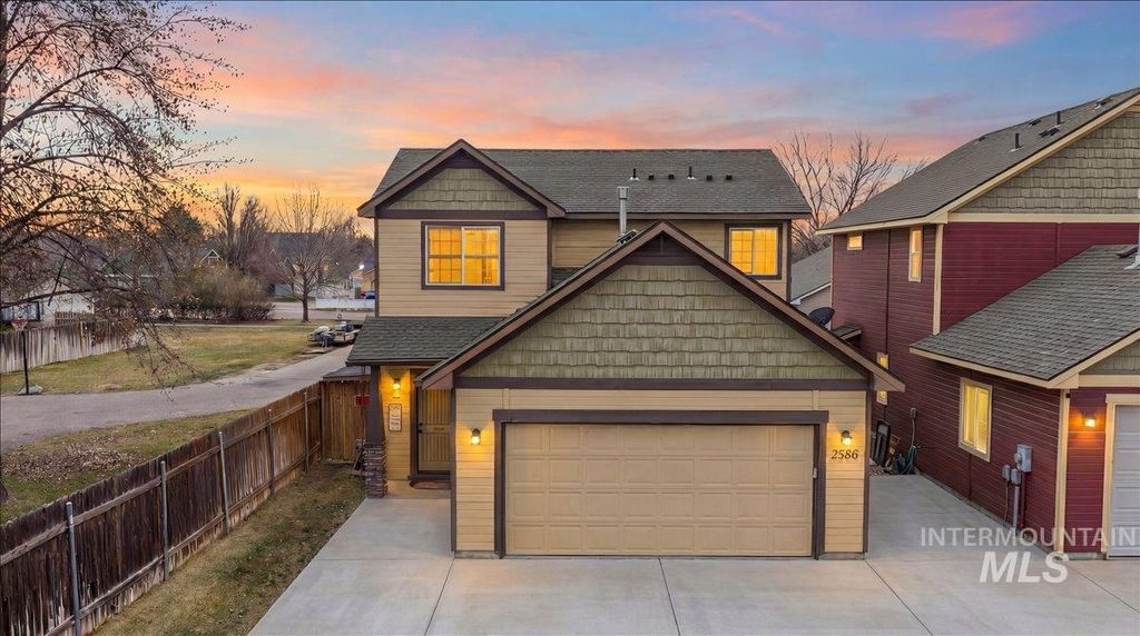 2586 N Mitchell St, Boise, ID 83704