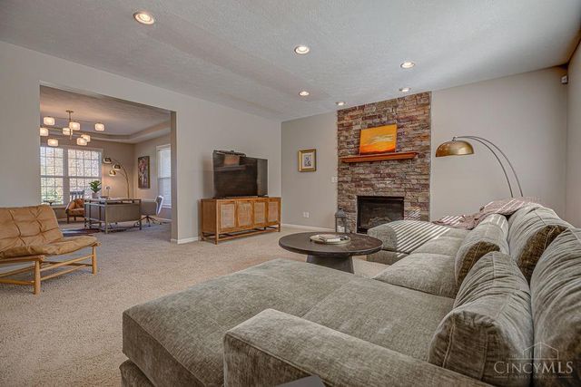 6290 Winding Creek Boulevard, Liberty Twp, OH 45011