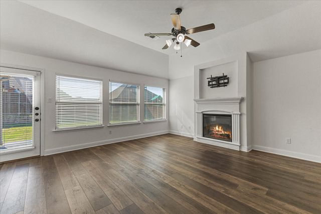 319 Jasmine Drive, Royse City, TX 75189