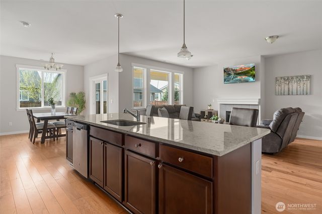 1768 E Rio Vista Avenue, Burlington, WA 98233