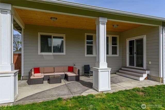 1768 E Rio Vista Avenue, Burlington, WA 98233