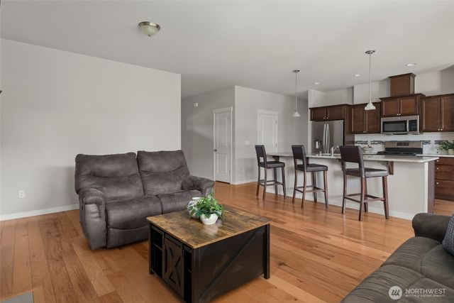 1768 E Rio Vista Avenue, Burlington, WA 98233