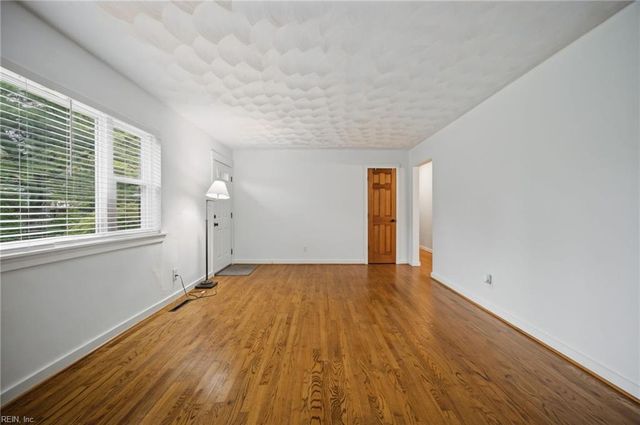 2301 Inlynnview RD, Virginia Beach, VA 23454