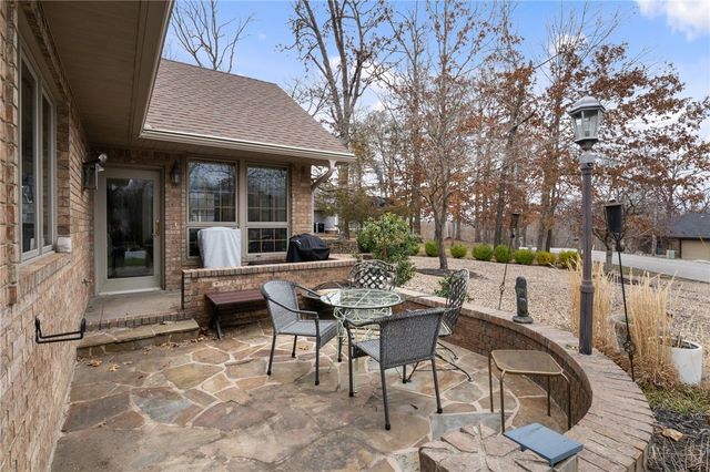 20 Cullen Hills Drive, Bella Vista, AR 72715