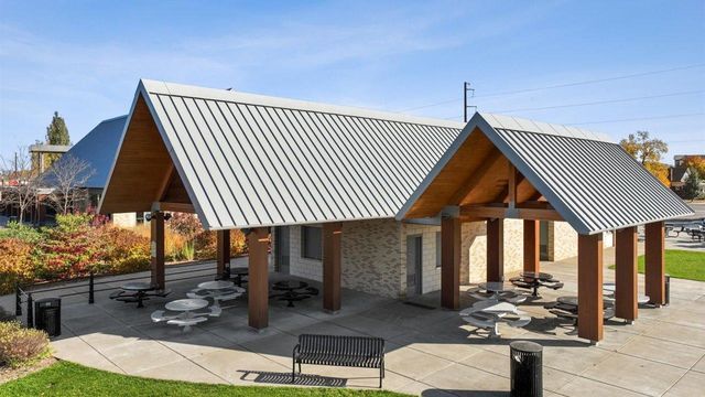 4586 Percheron Boulevard, Chaska, MN 55318