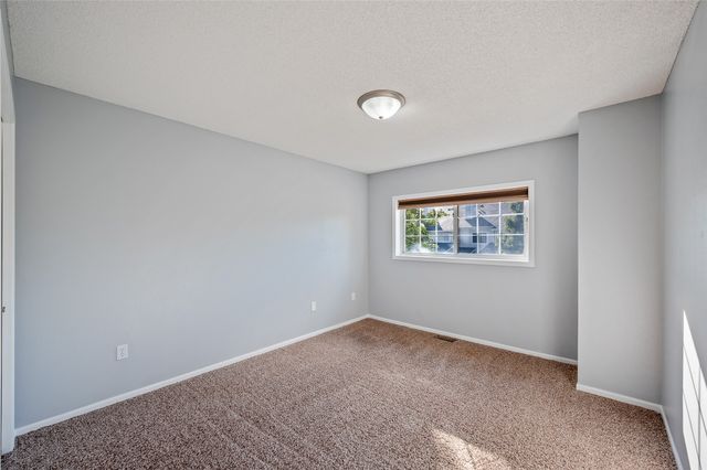 1323 SE Delaware Avenue 10, Ankeny, IA 50021