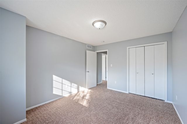 1323 SE Delaware Avenue 10, Ankeny, IA 50021