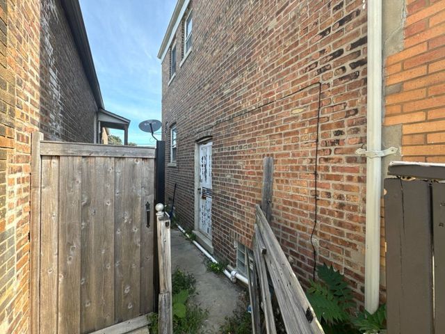 644 E 100th Place, Chicago, IL 60628