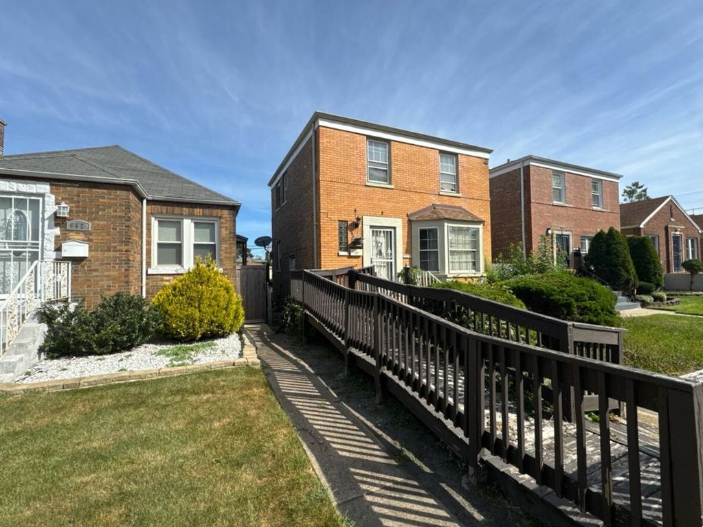 644 E 100th Place, Chicago, IL 60628 — photo 2