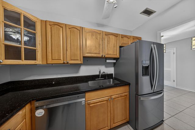 6525 Bay Club Drive Unit 2, Fort Lauderdale, FL 33308