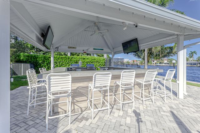 6525 Bay Club Drive Unit 2, Fort Lauderdale, FL 33308