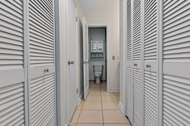 6525 Bay Club Drive Unit 2, Fort Lauderdale, FL 33308