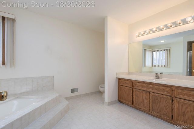 1651 Redbud Drive, Troy, MI 48098