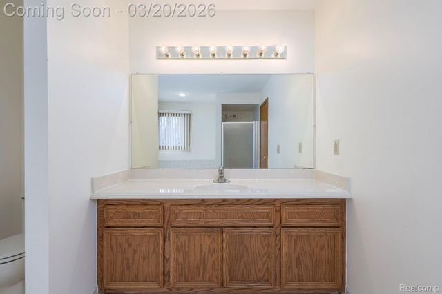 1651 Redbud Drive, Troy, MI 48098