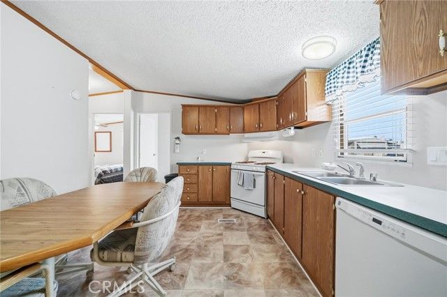 110 Marina Drive, Needles, CA 92363