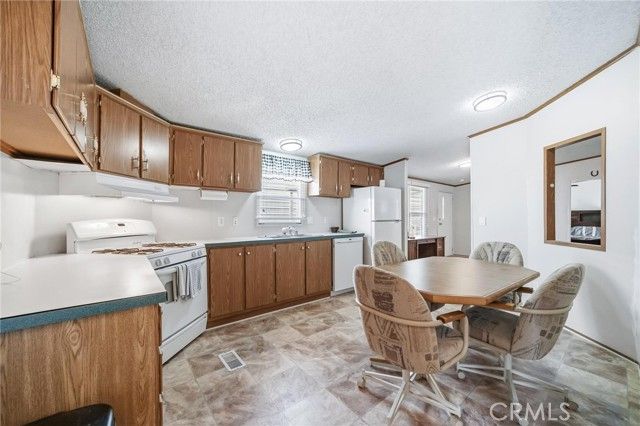 110 Marina Drive, Needles, CA 92363