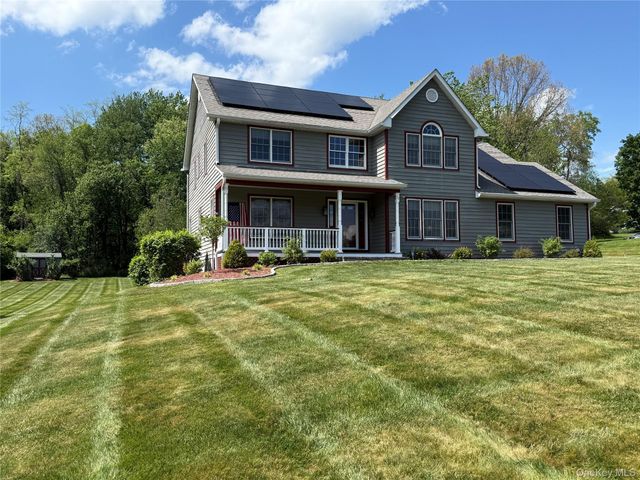 58 Hoose Boulevard, Fishkill, NY 12524