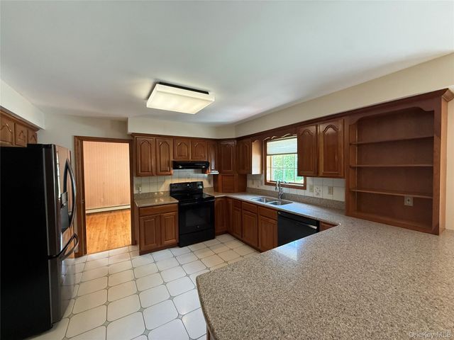 58 Hoose Boulevard, Fishkill, NY 12524