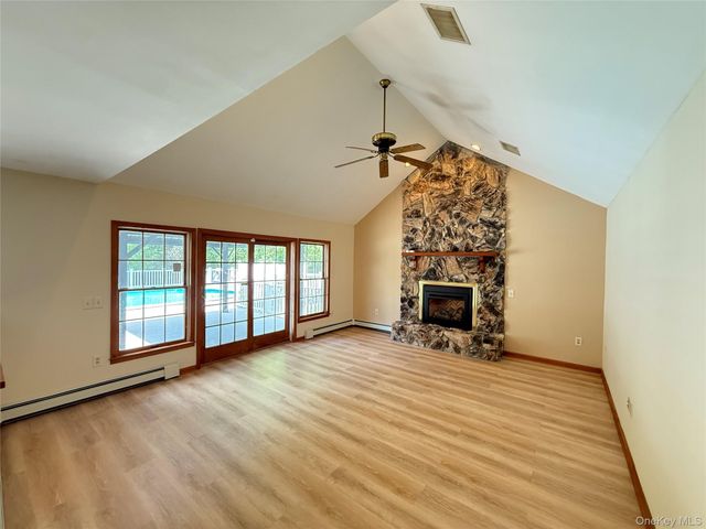 58 Hoose Boulevard, Fishkill, NY 12524