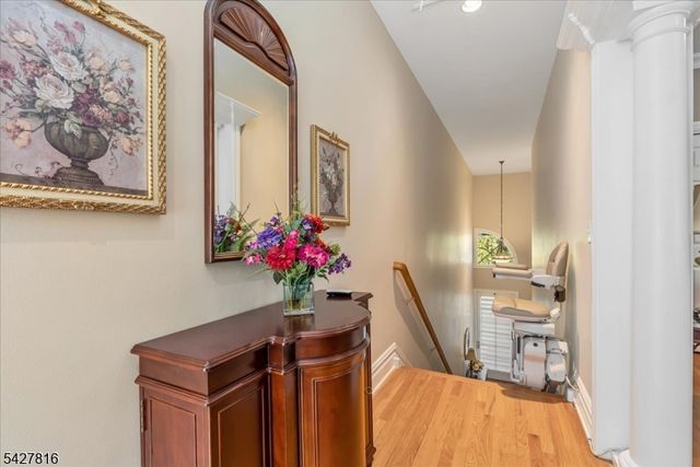 29 Schmidt Cir, Watchung Boro, NJ 07069