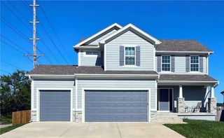 2301 S Eagle Court, Independence, MO 64057