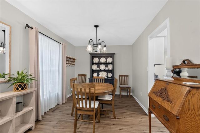 1104 NE Oak Tree Drive, Lee's Summit, MO 64086
