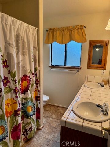 30081 Jamaica Dunes Drive, Tehachapi, CA 93561