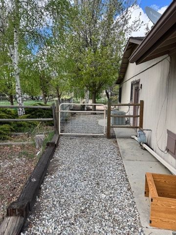 30081 Jamaica Dunes Drive, Tehachapi, CA 93561