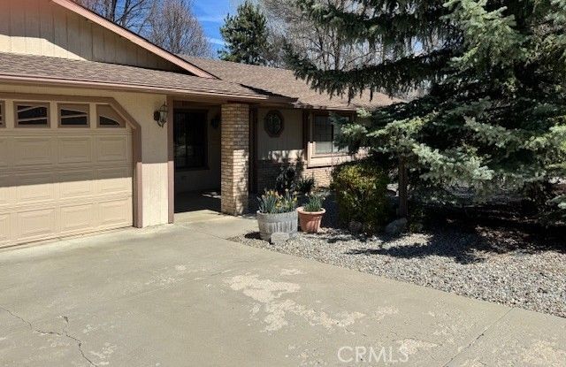 30081 Jamaica Dunes Drive, Tehachapi, CA 93561