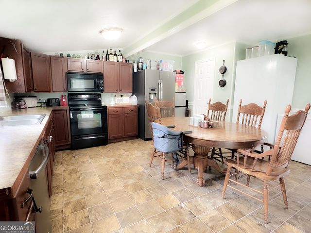 225 Jasper Street, Jasper, GA 30139