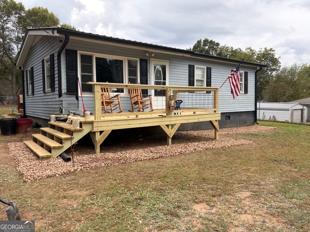 225 Jasper Street, Jasper, GA 30139