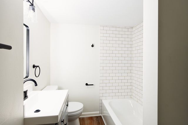 2511 Woodberry Dr, Nashville, TN 37214