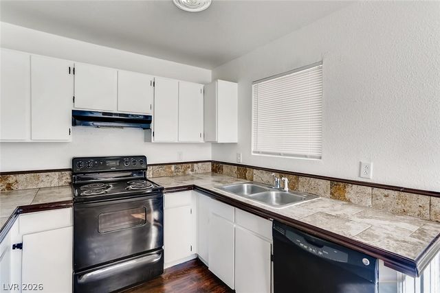24 Rose Circle A, North Las Vegas, NV 89030