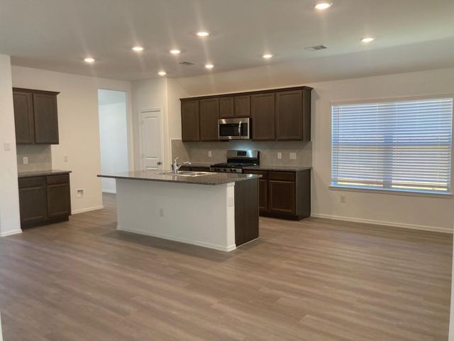 3731 Lion Creek Court, Rosenberg, TX 77469