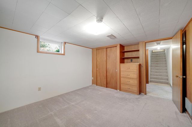 903 Parallel Street, Chaska, MN 55318